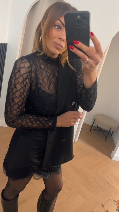Top à dentelle