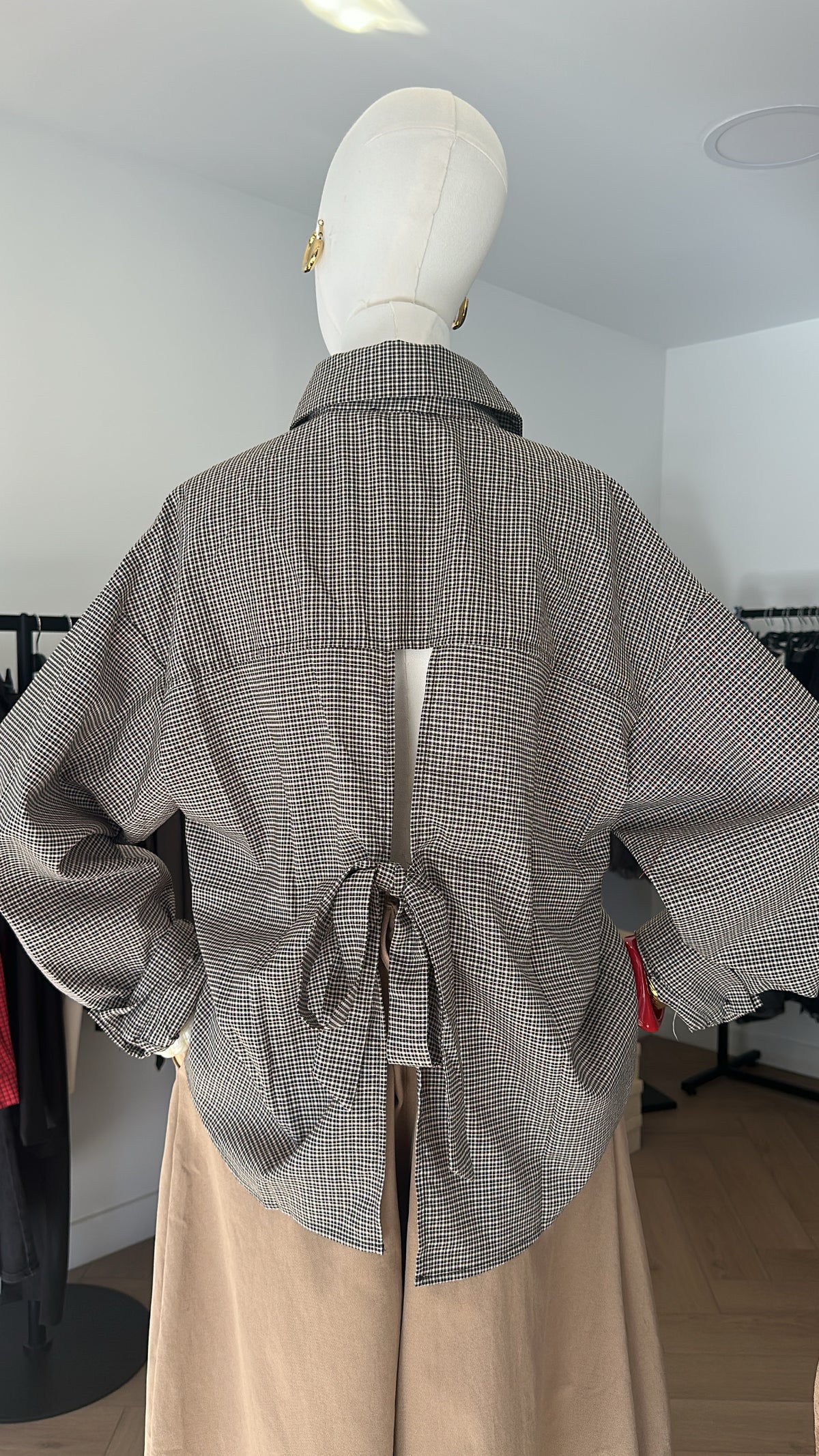 Chemise à carreaux noeud
