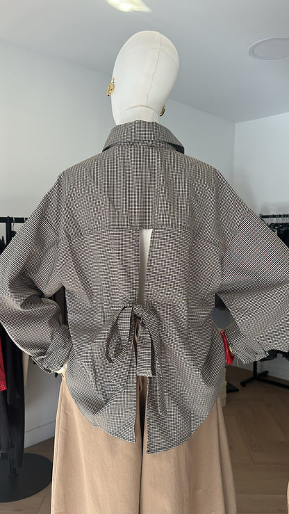 Chemise à carreaux noeud