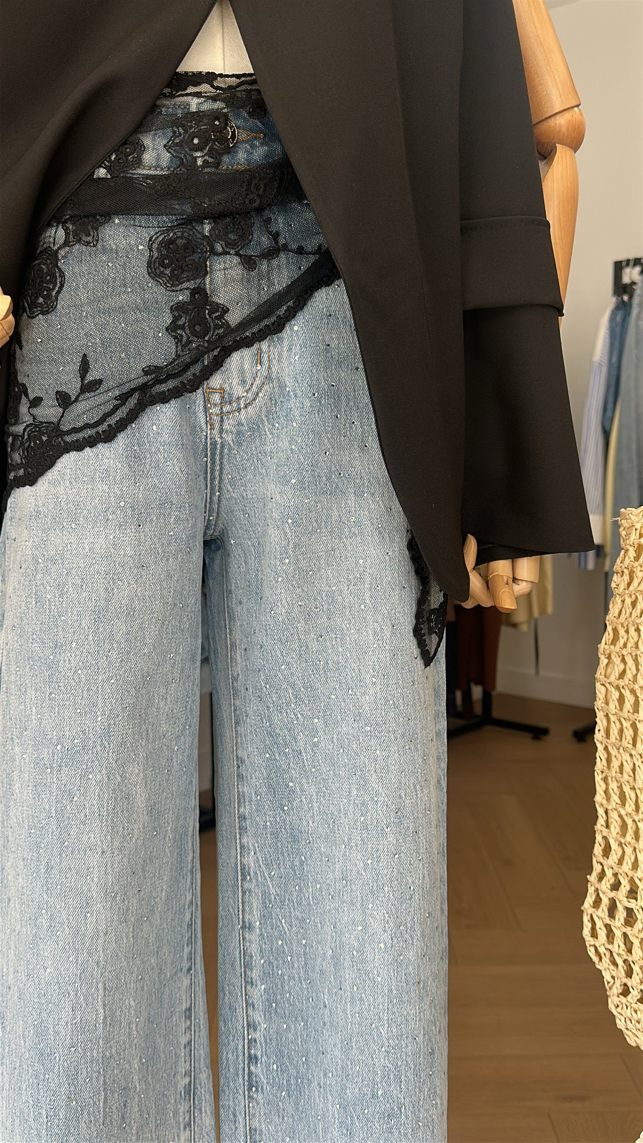 Jean ancho con strass