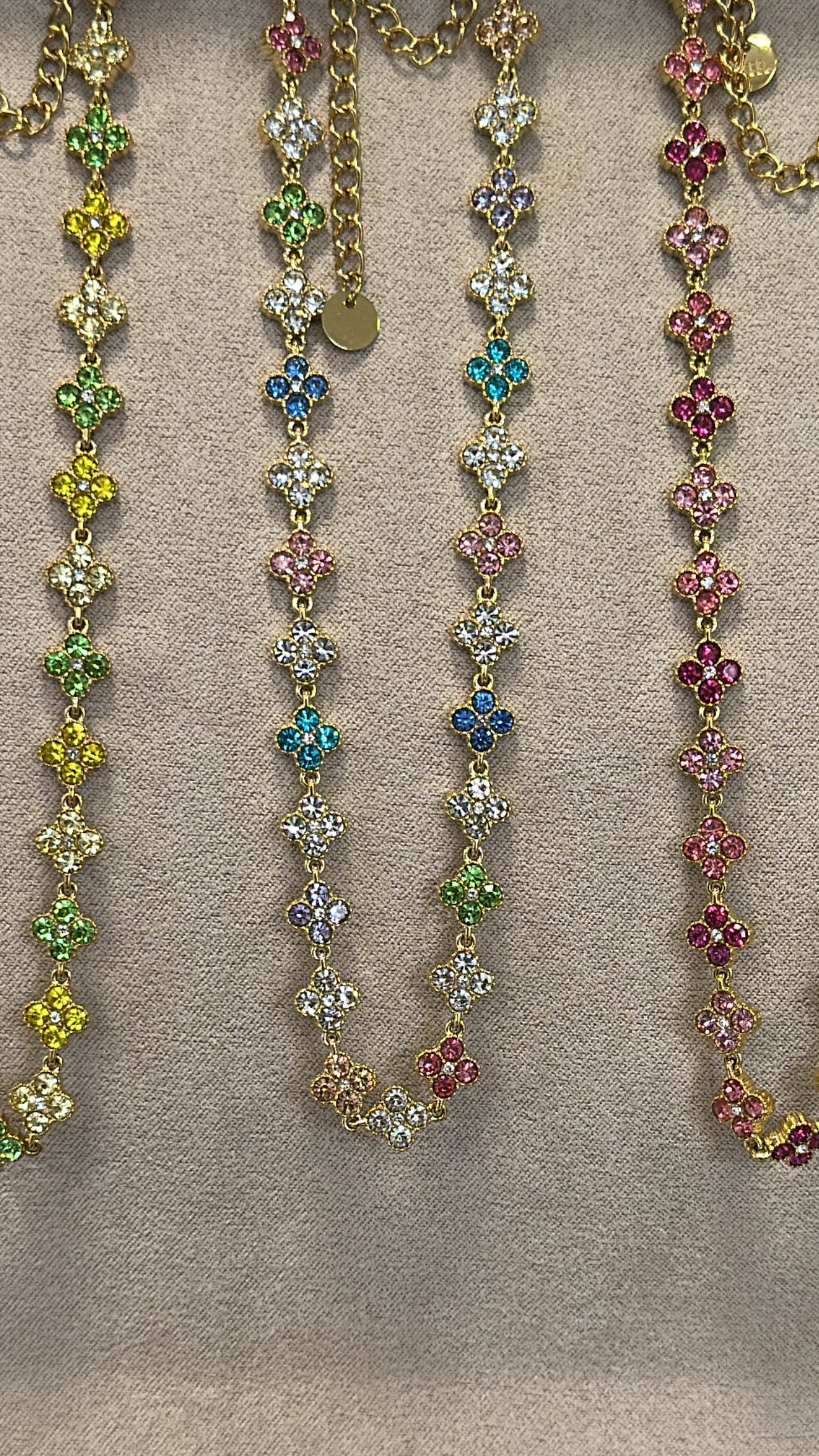 Collares de trébol